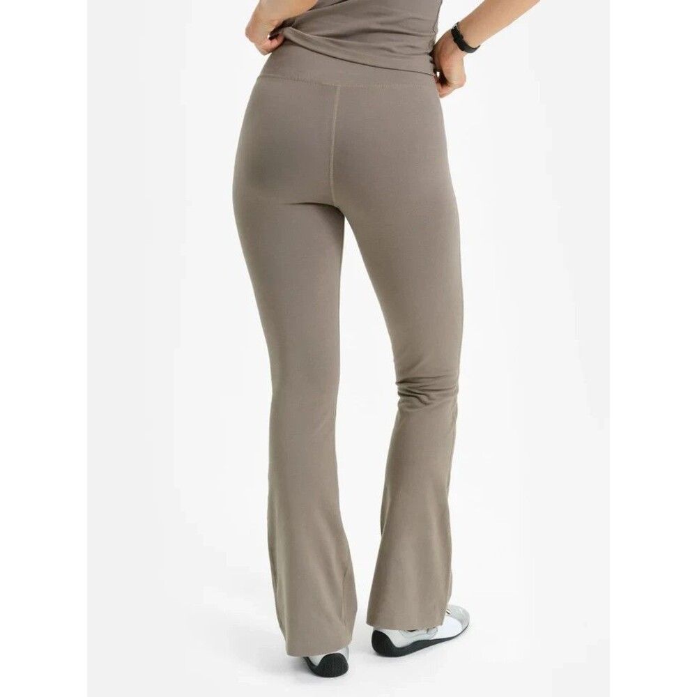 MATE THE LABEL ORGANIC COTTON BOOTCUT LEGGINGS PEBBLE SZ M NWOT - Picture 4 of 6